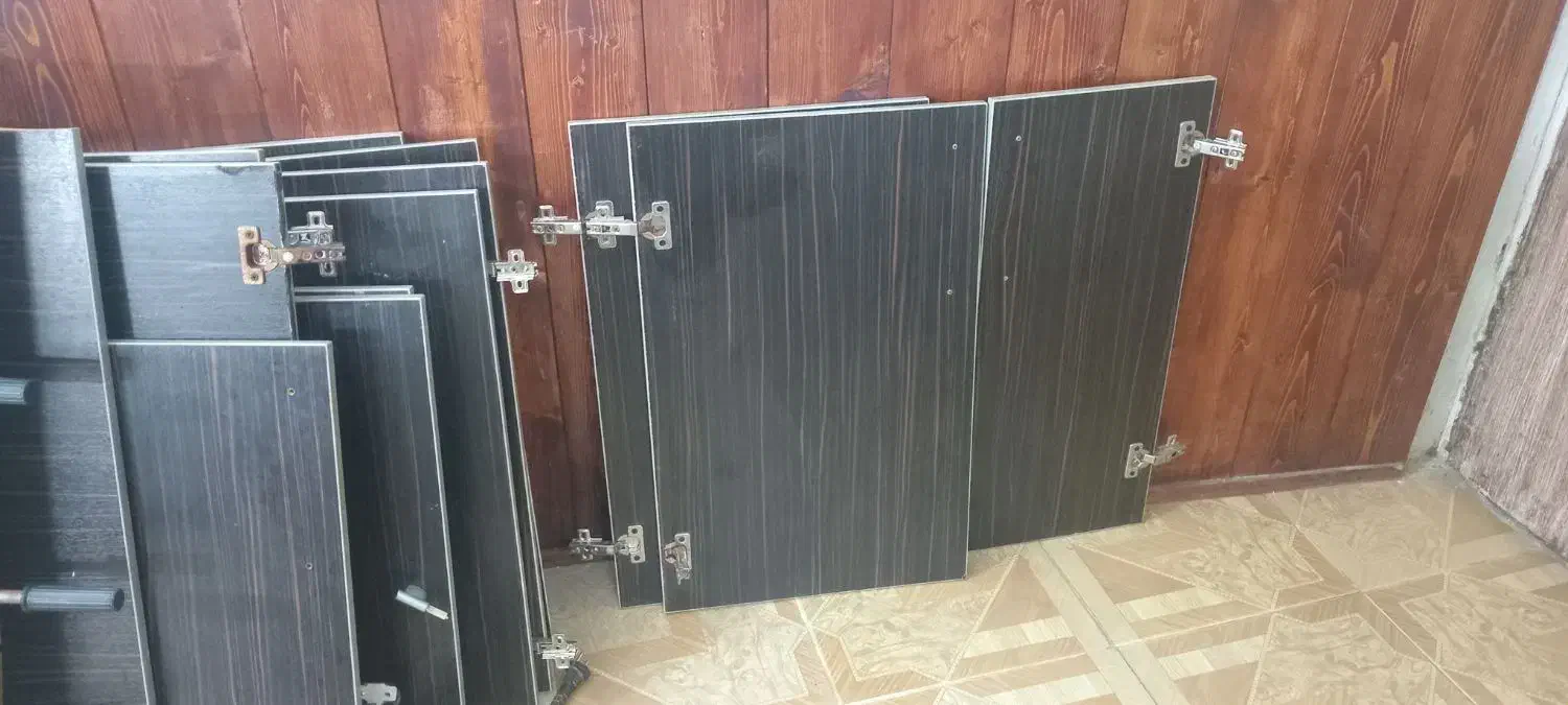 درب کابینت سیزده عدد|حراج|فریدون‌کنار, |دیوار