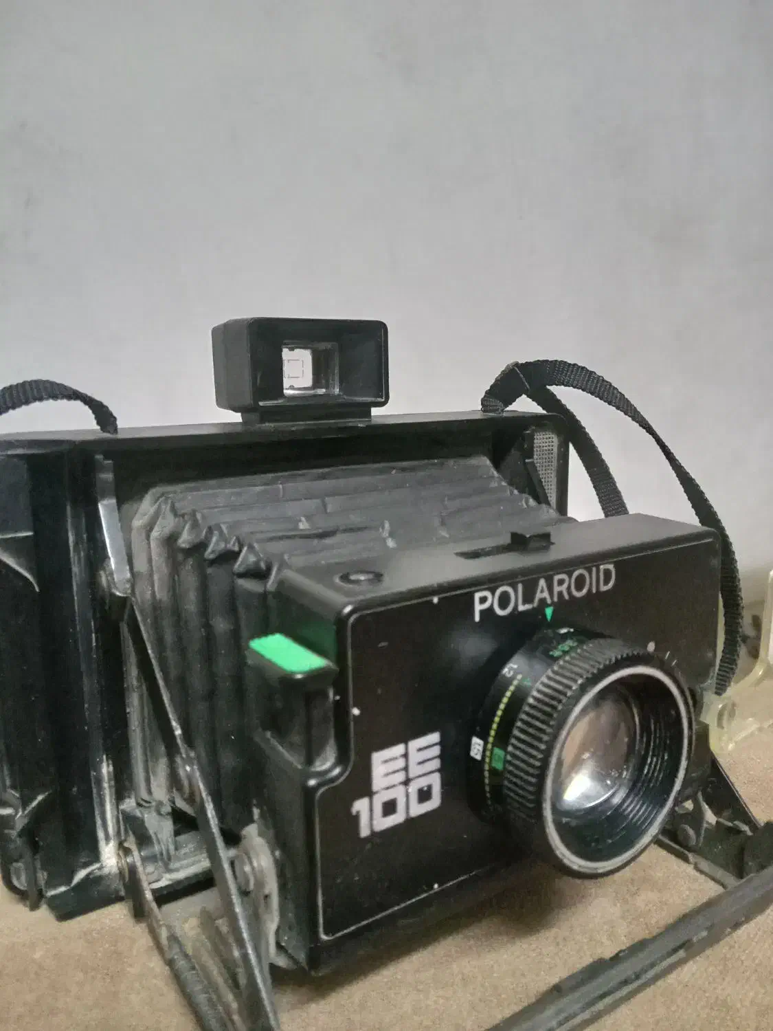 دوربین عکاسی قدیمی پولارید|کلکسیون اشیاء عتیقه|دهاقان, |دیوار