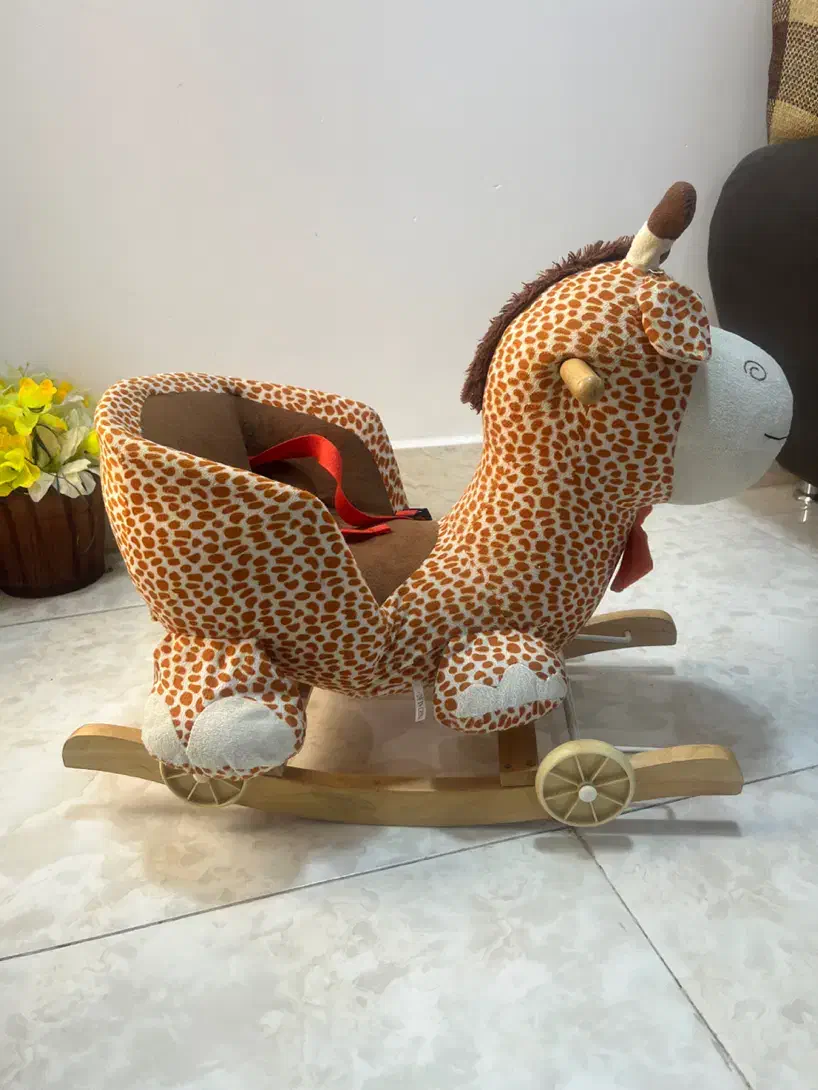 راکر زرافه خارجی|اسباب و اثاث بچه|میناب, |دیوار