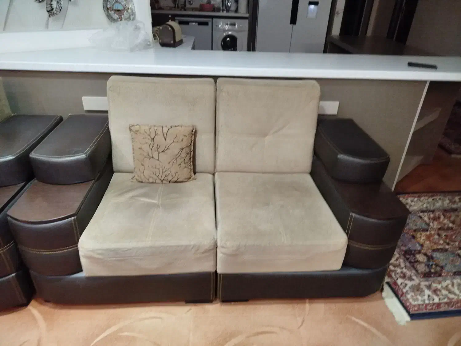 مبلمان راحتی L|مبلمان خانگی و میز عسلی|شهرکرد, |دیوار