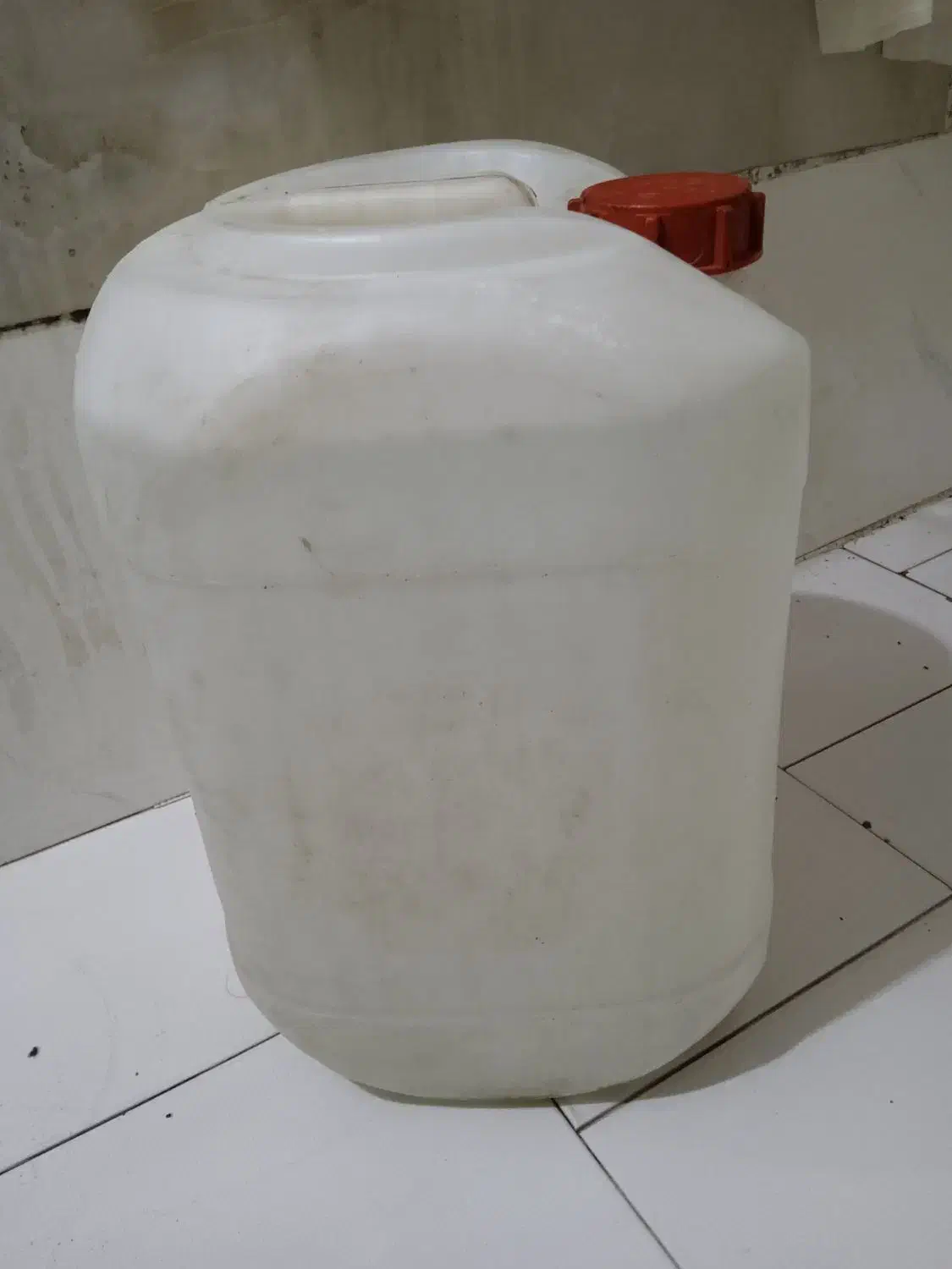 گالن بیست لیتری|ظروف نگهدارنده، پلاستیکی، یکبارمصرف|گرگان, |دیوار