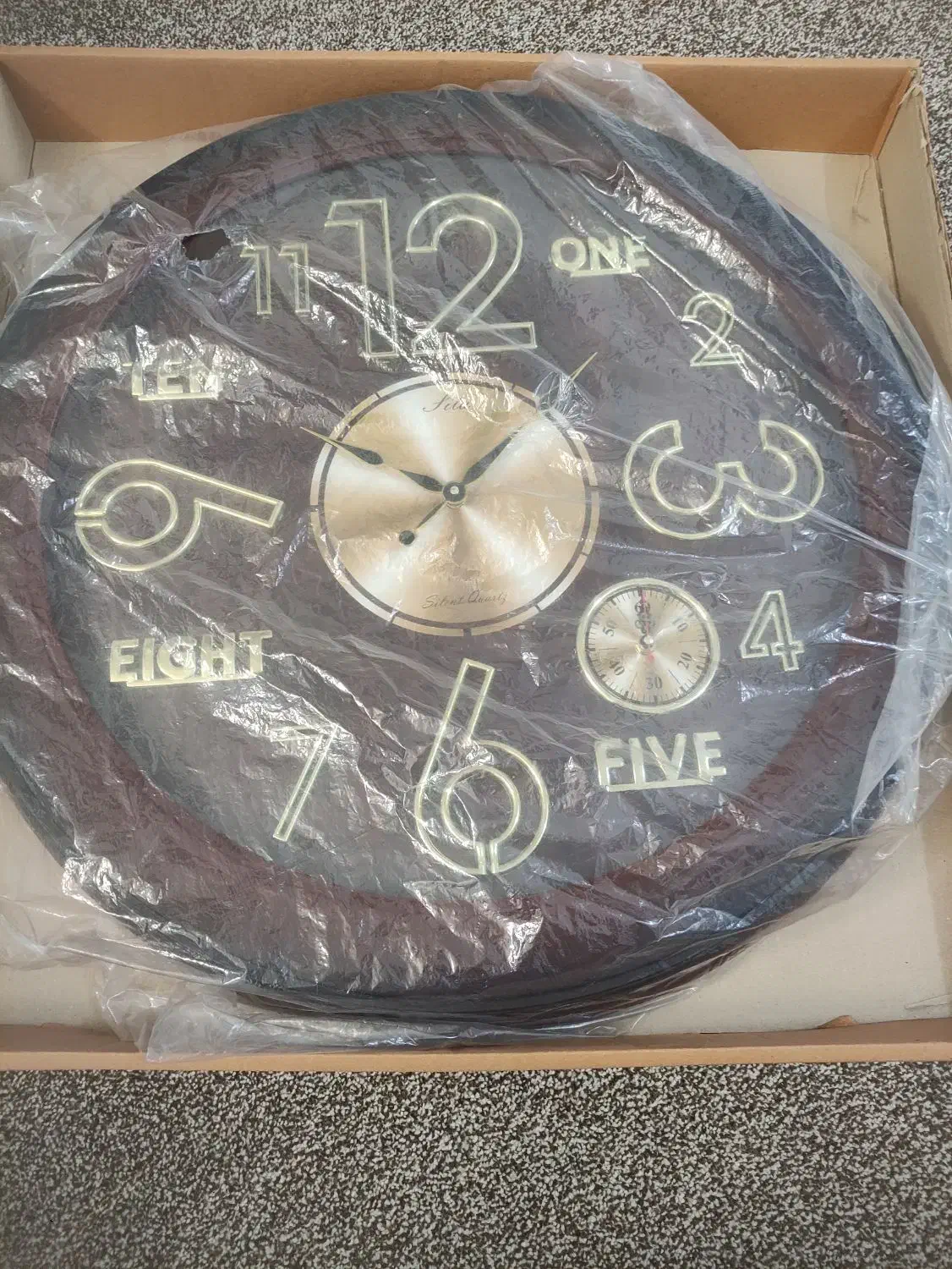 ساعت نو نو|ساعت دیواری و تزئینی|قنوات, |دیوار