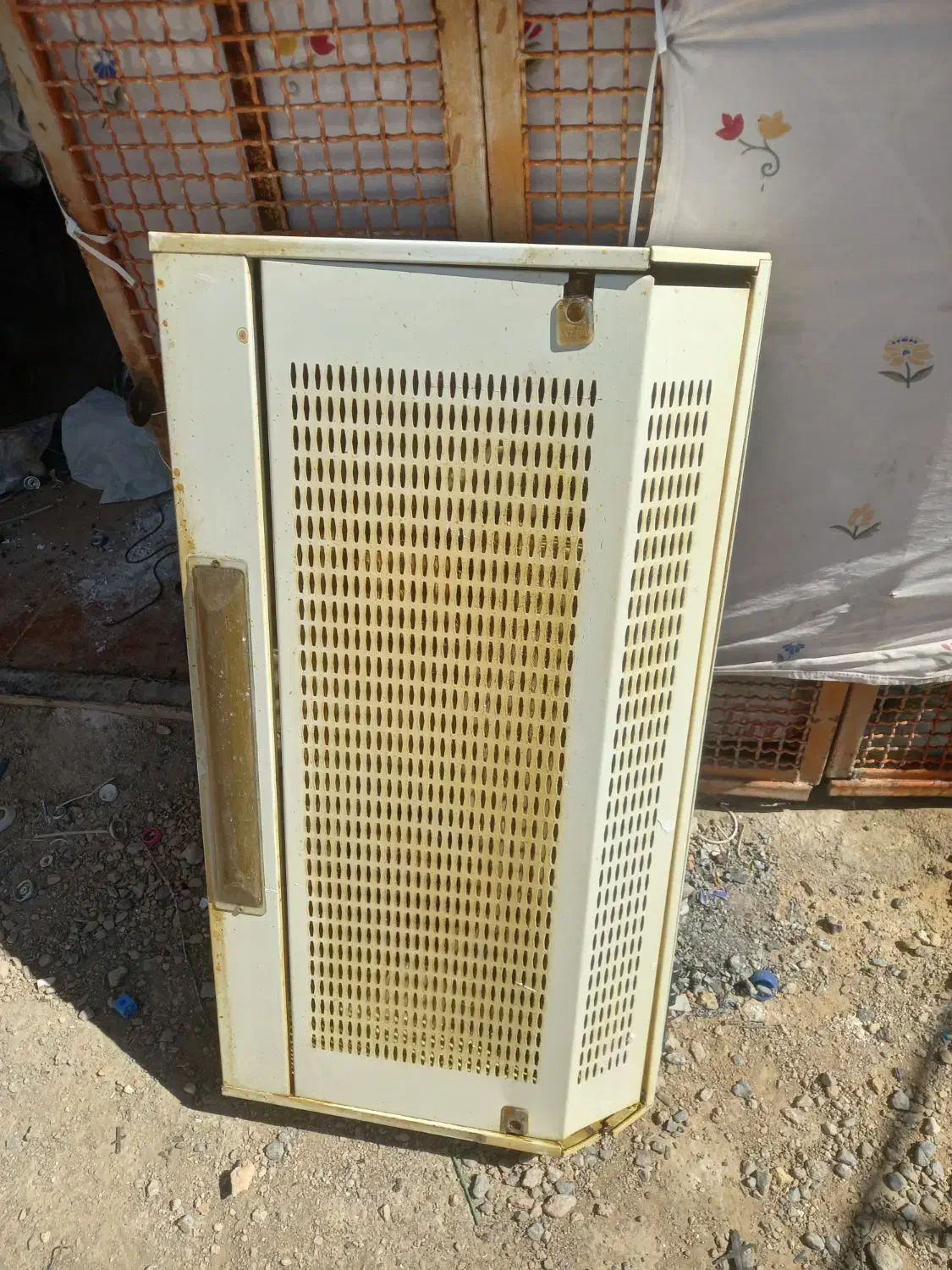 هود|هود|فولادشهر, مسکن مهر فولادشهر|دیوار