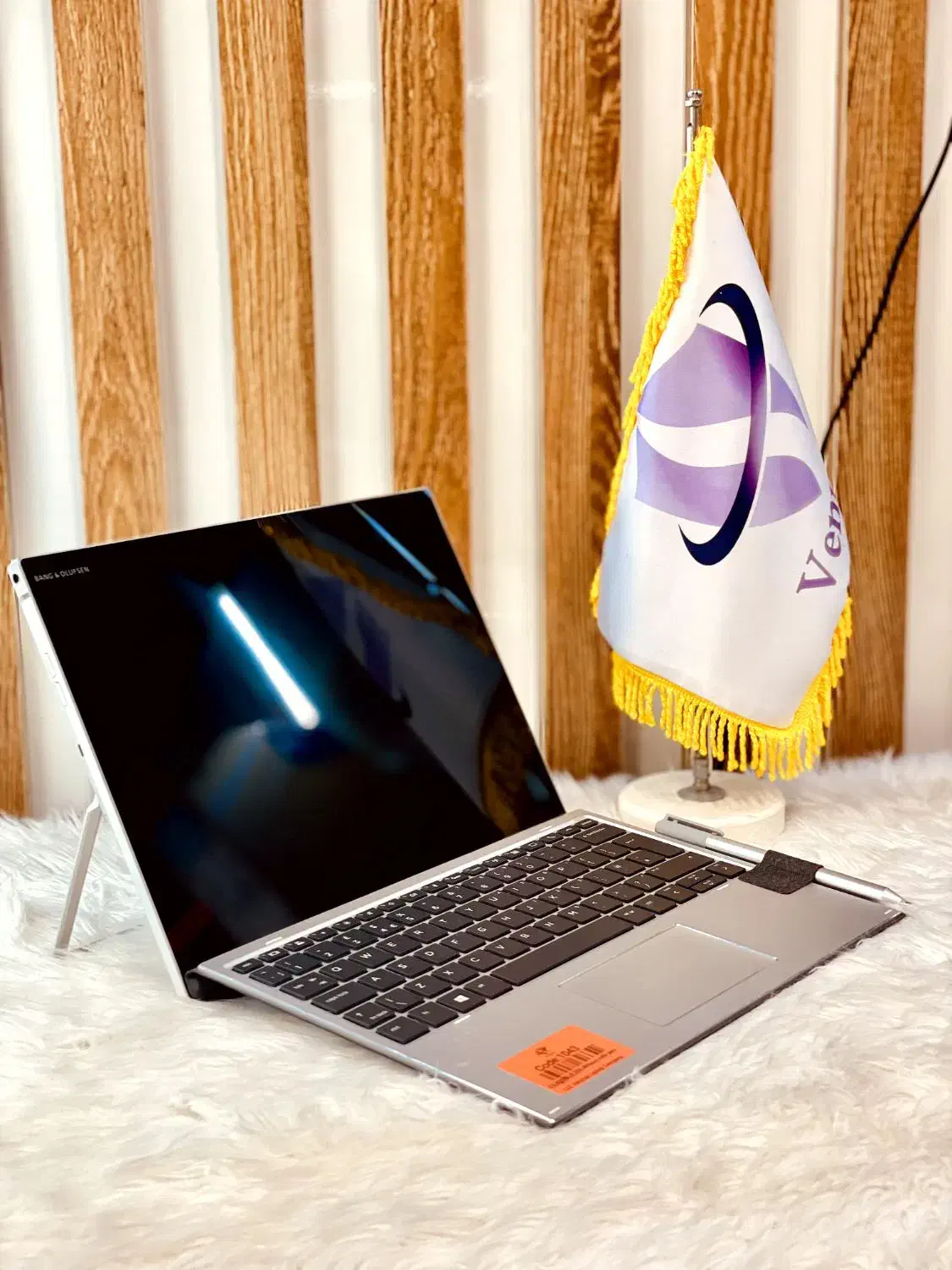 لپتاپ تبلت‌شو Hp همراه باقلم (ون پلاس)|رایانه همراه|تبریز, |دیوار