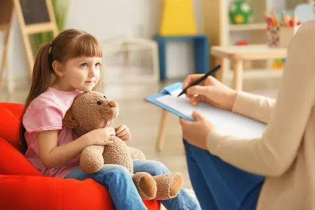 مشاور خانواده و تربیت کودک|خدمات آموزشی|قم, باجک دو|دیوار