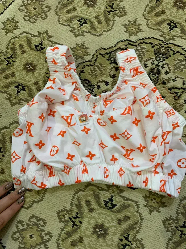 سوتین راحتی|لباس|مریوان, |دیوار