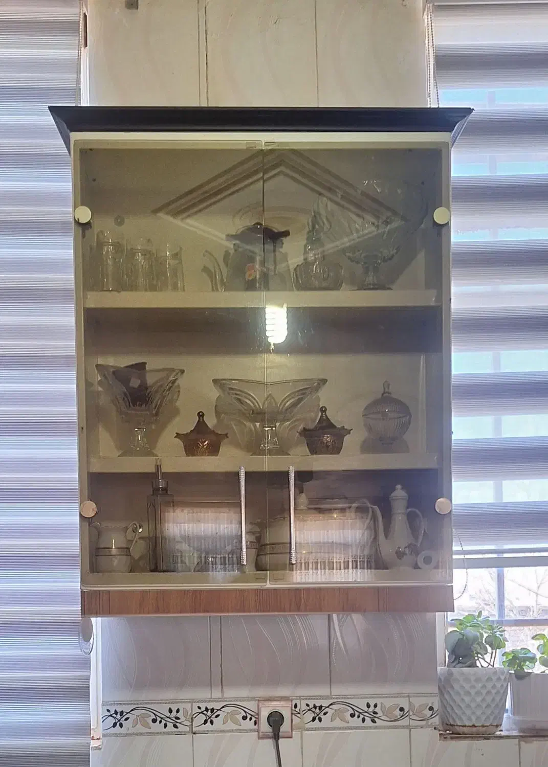 کابینتهای با دوام و مقاوم در برابر رطوبت|مصالح و تجهیزات ساختمان|ملایر, |دیوار