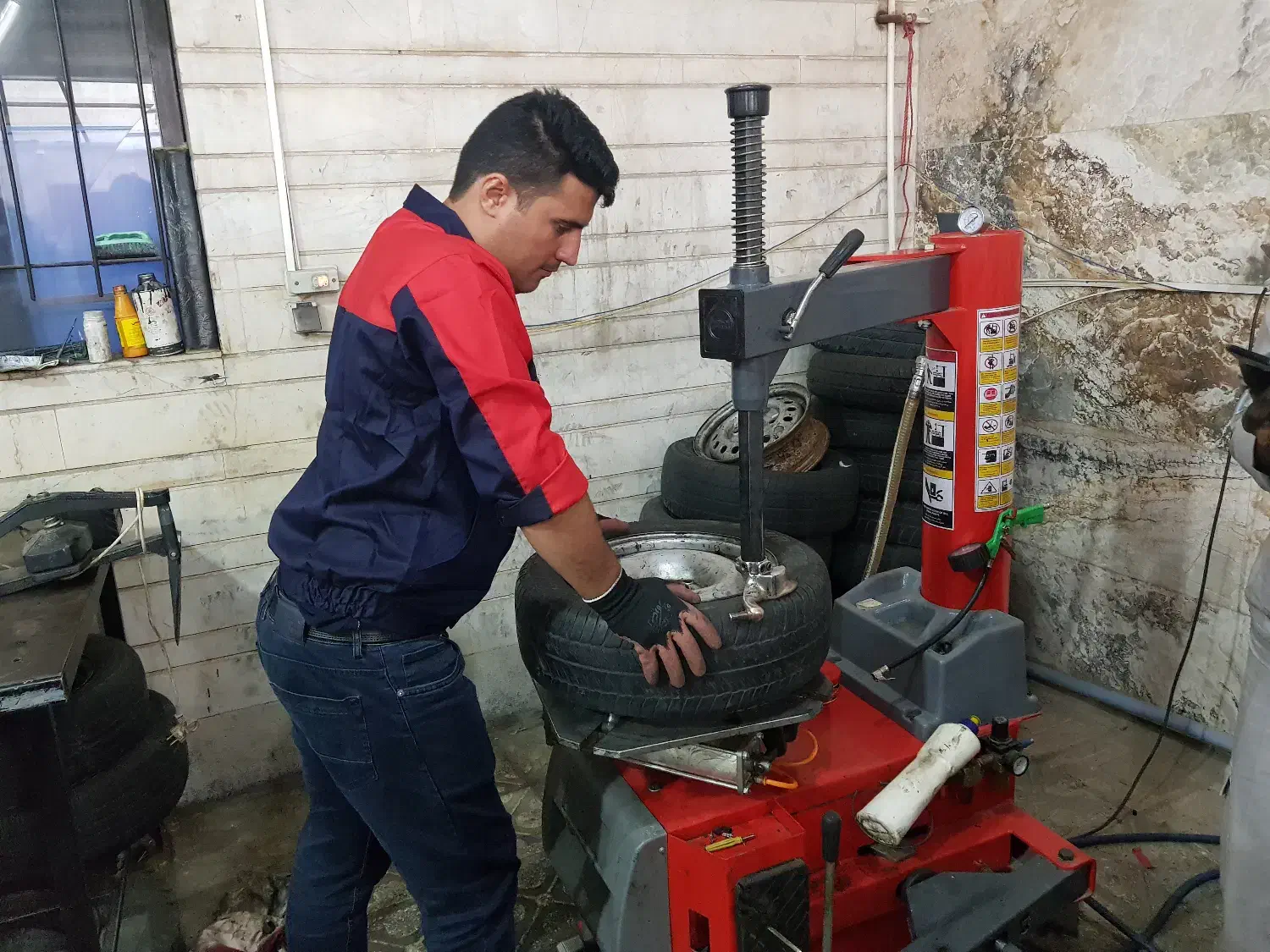 آموزش تعویض روغنی و آپاراتی آموزشگاه جلوبندی سازی|خدمات آموزشی|تهران, دانشگاه شریف|دیوار