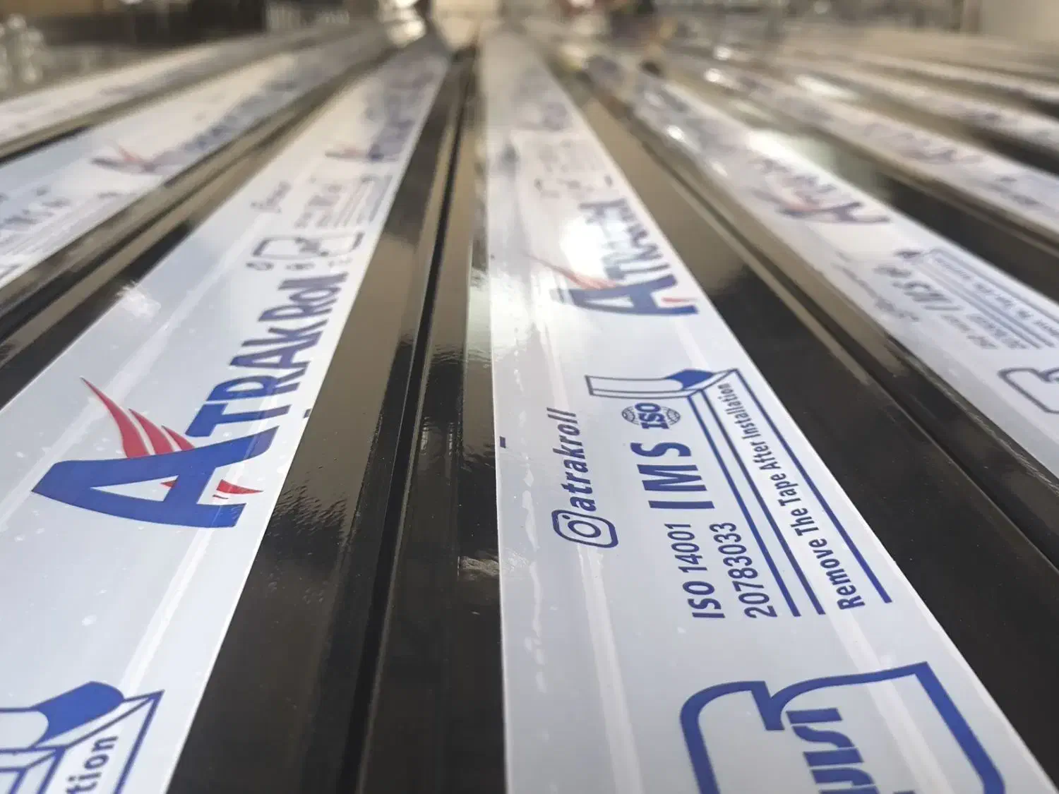 تعمیرات و نصب کرکره برقی و جکهای پارکینگی|خدمات پیشه و مهارت|بجنورد, |دیوار