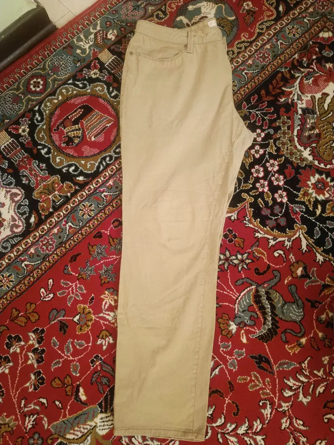 شلوار|لباس|شیراز, لاله|دیوار