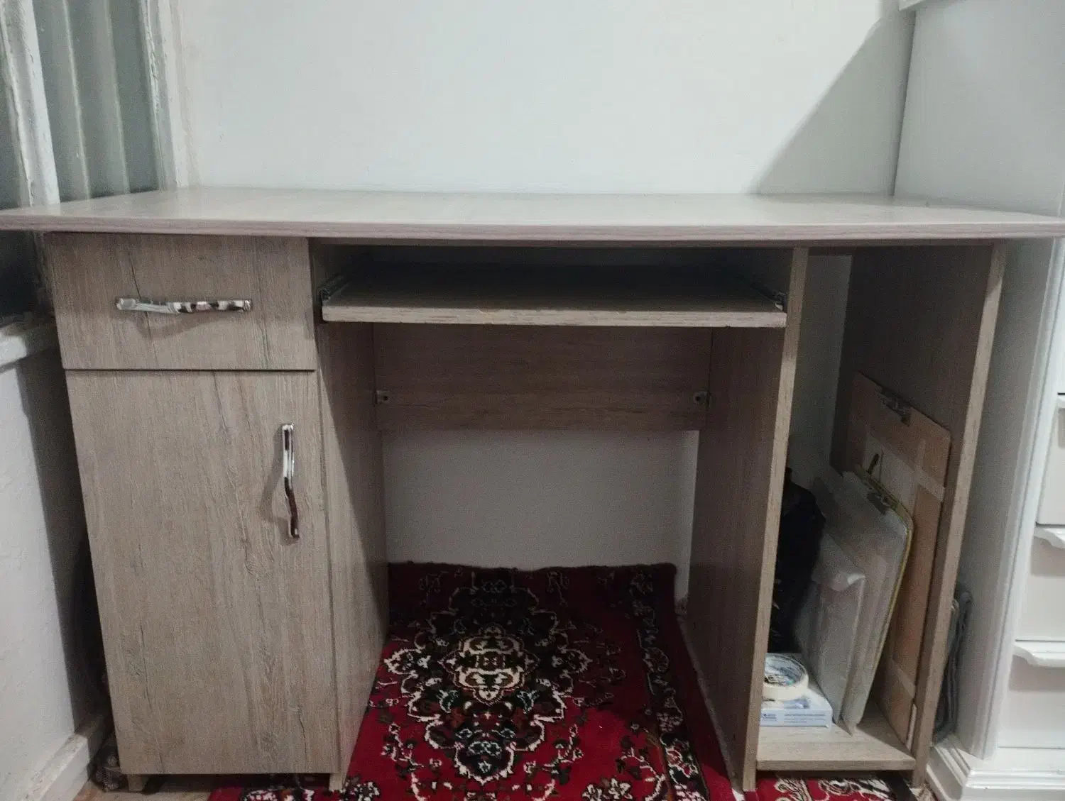 میز کامپیوتر در حد نو|میز تحریر و کامپیوتر|سبزوار, گلشن|دیوار