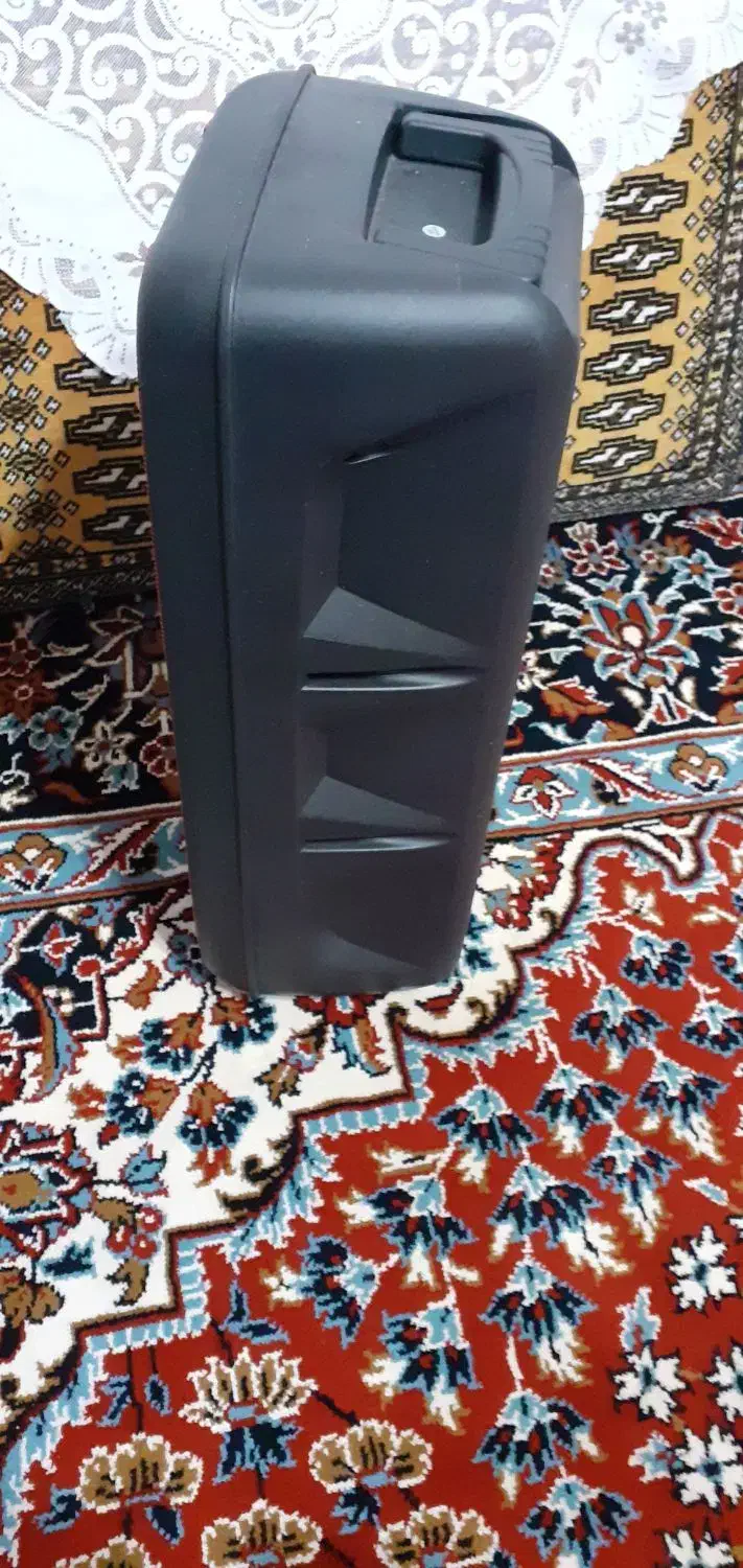 اسپیکر سالم درحد نو|پخش‌کننده همراه|فومن, |دیوار