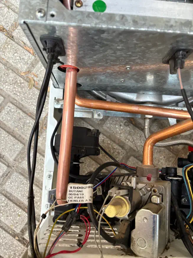 پکیج بیتا در حد نو ۲۴۰۰۰هزاذ|آبگرمکن، پکیج، شوفاژ|تهران, مدائن|دیوار