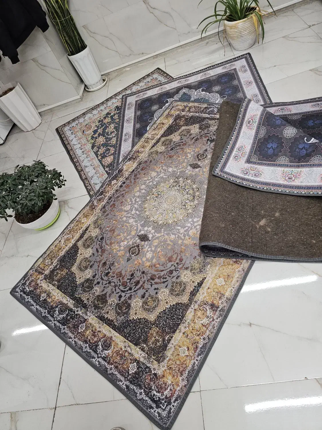 قالیچه نمدی|فرش|قرچک, شهرک طلائیه|دیوار