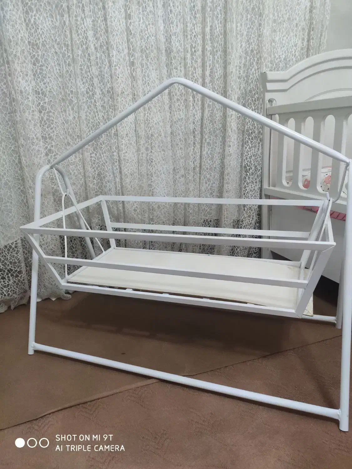 گهواره کودک|اسباب و اثاث بچه|ارومیه, |دیوار