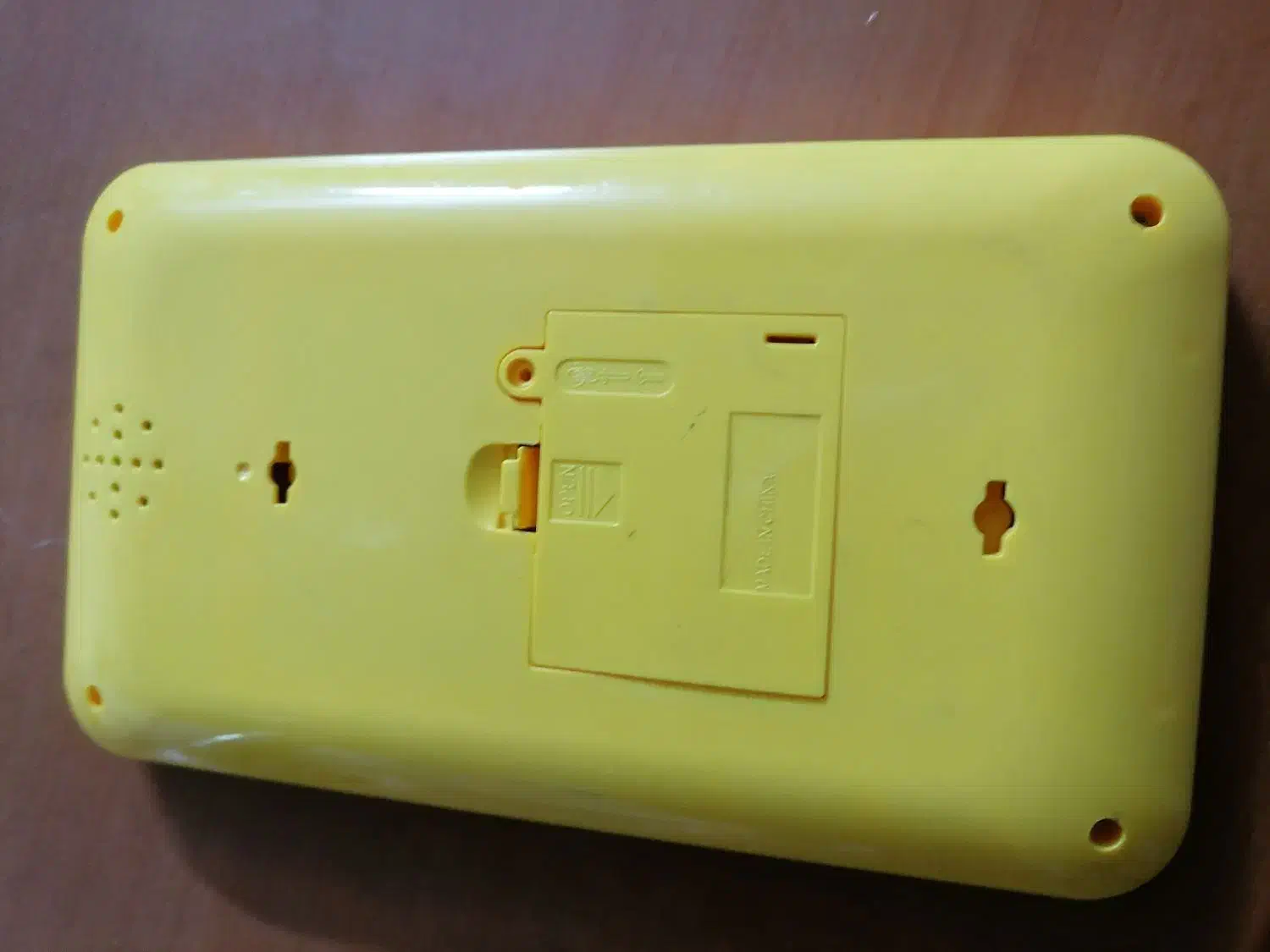 لب تاب بچگونه|رایانه همراه|شیراز, لاله|دیوار