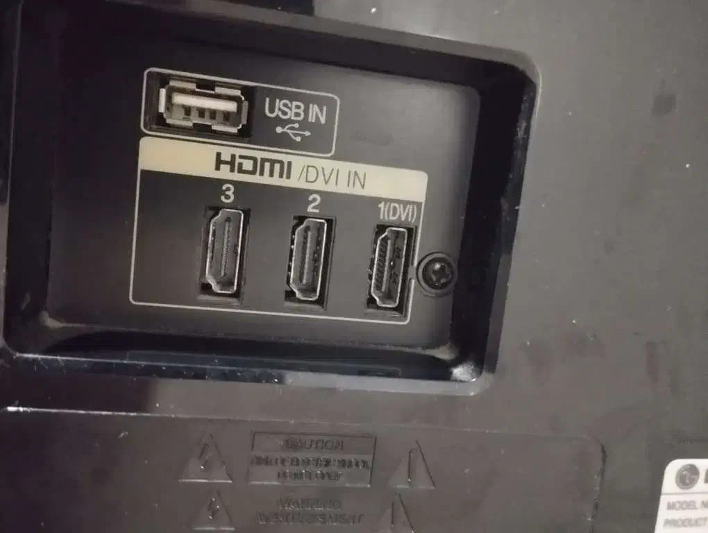 تلویزیون 32 اینج|تلویزیون و پروژکتور|تهران, مینابی|دیوار