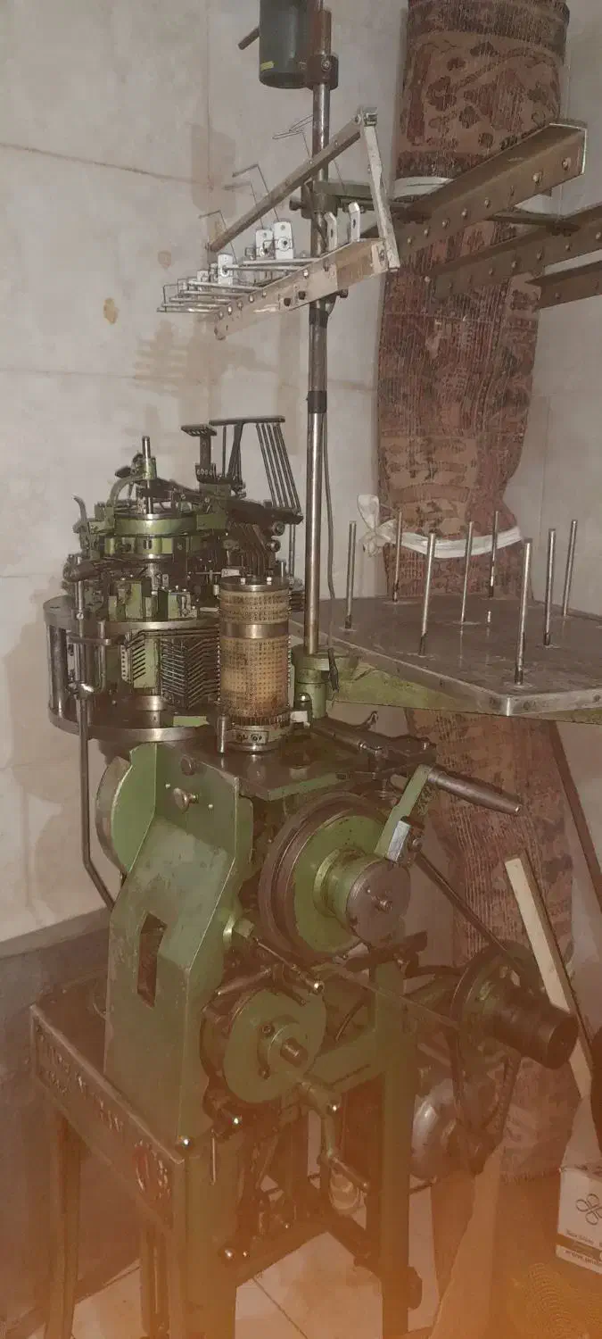 جوراب بافت|لوازم خیاطی و بافتنی|گندمان, |دیوار