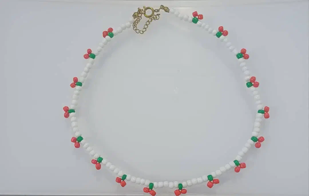 گردن بند|بدلیجات|رشت, جماران|دیوار