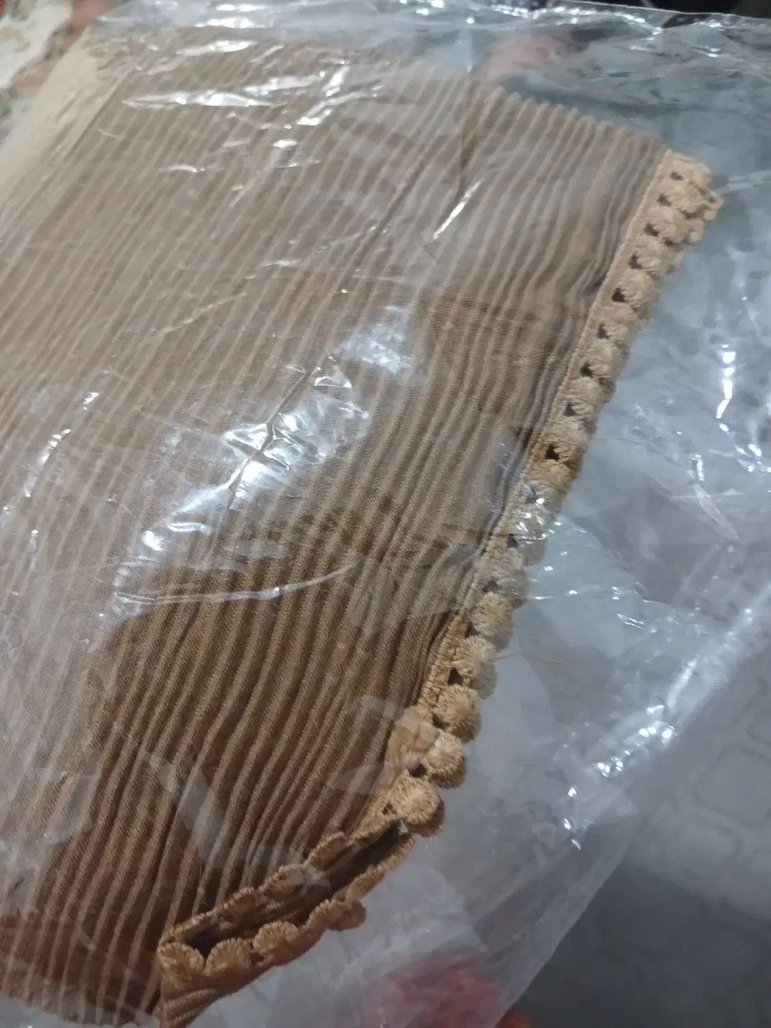 شال|لباس|دهدشت, |دیوار