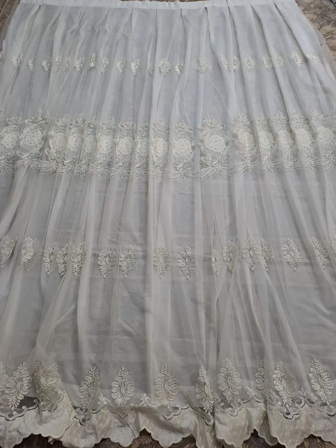 پرده|پرده، رانر، رومیزی|قدس, شهر‌قدس|دیوار