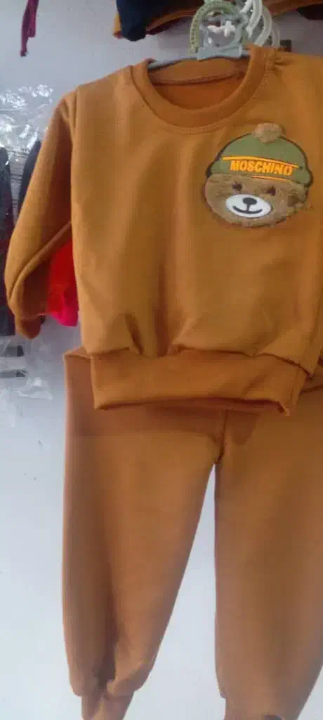 تک به قیمت عمده|کفش و لباس بچه|محمدشهر, محمدشهر|دیوار