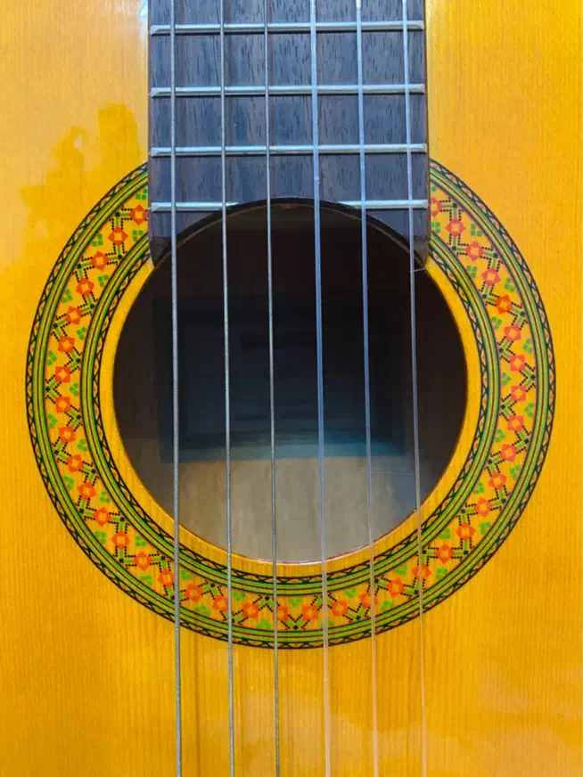 گیتار یاماها C70|گیتار، بیس، امپلیفایر|قائم‌شهر, |دیوار