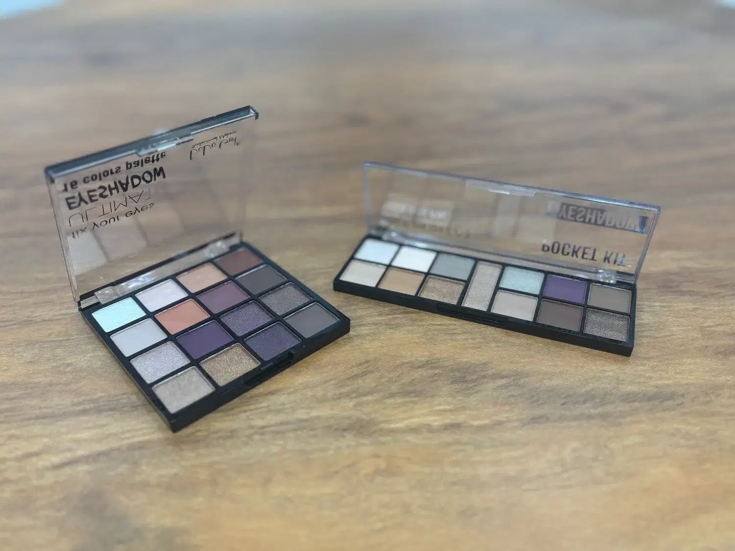 فروش کلی  لوازم آرایشی و کش مو زیر قیمت بازار|آرایشی، بهداشتی، درمانی|وحیدیه, |دیوار