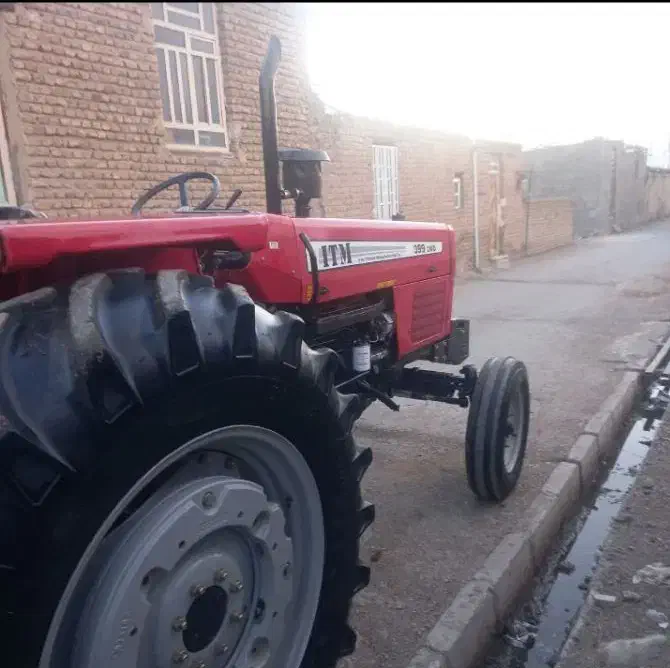 تراکتور ۳۹۹تک|خودرو سنگین|خرم‌آباد, |دیوار