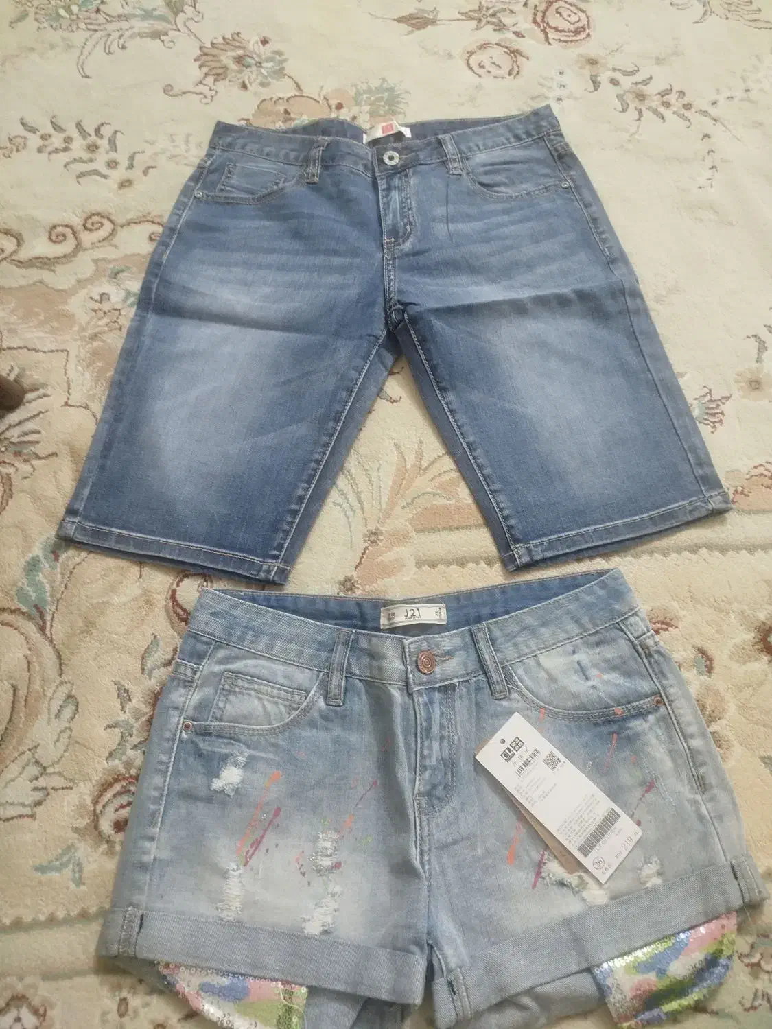 شلوارک|لباس|صدرا-فارس, فاز ۲|دیوار