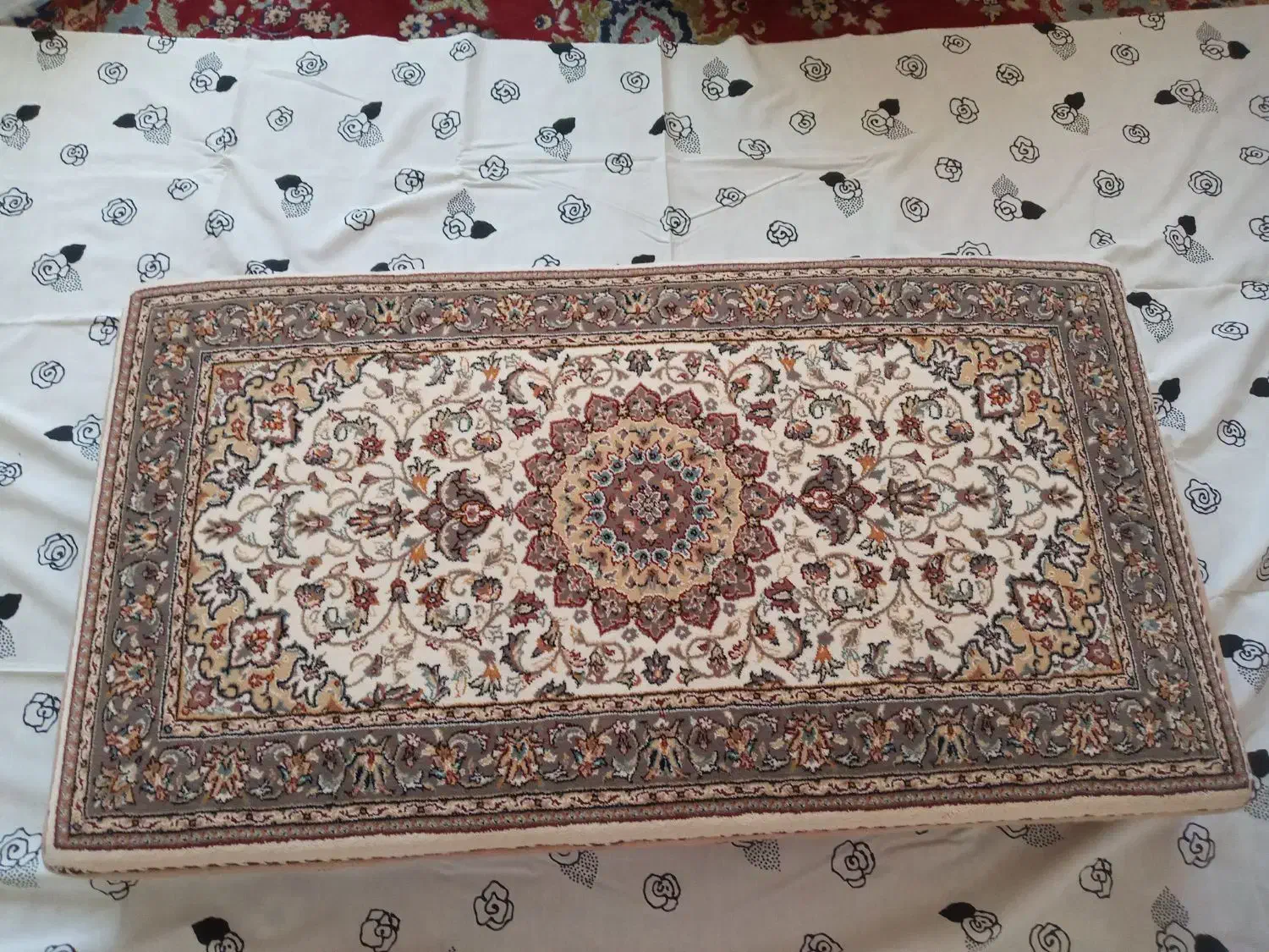 متکا و پشتی نو|پشتی|تبریز, |دیوار