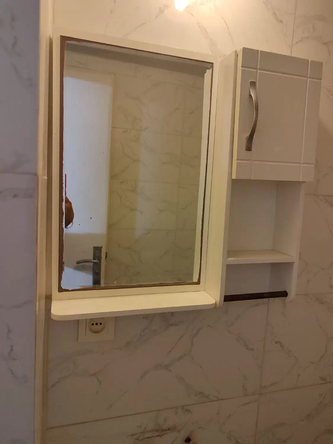 روشویی کابینت دار باشیر اهرمی سالم و تمیز|لوازم سرویس بهداشتی|ری, دولتآباد|دیوار