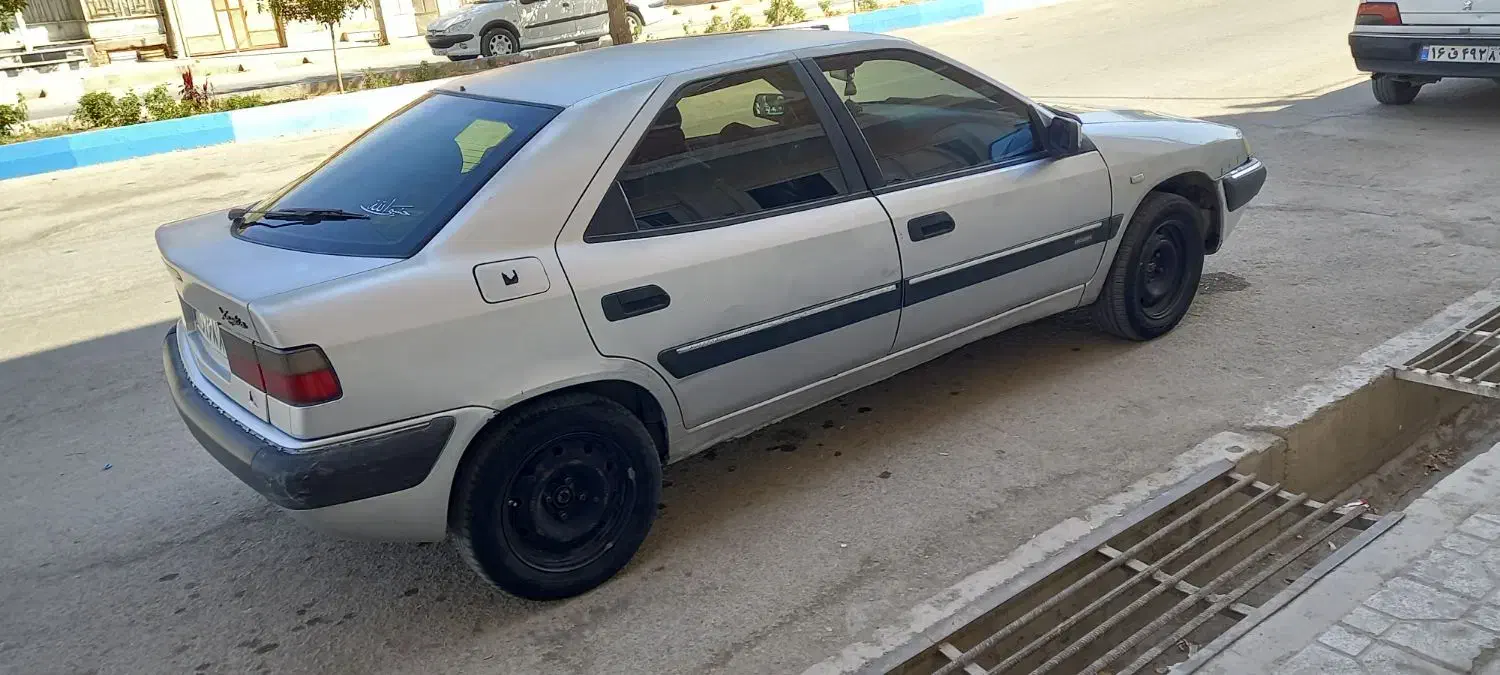 فروش ماشین زانتیا ۲۰۰۰ مدل ۸۴|خودرو سواری و وانت|بروجن, |دیوار