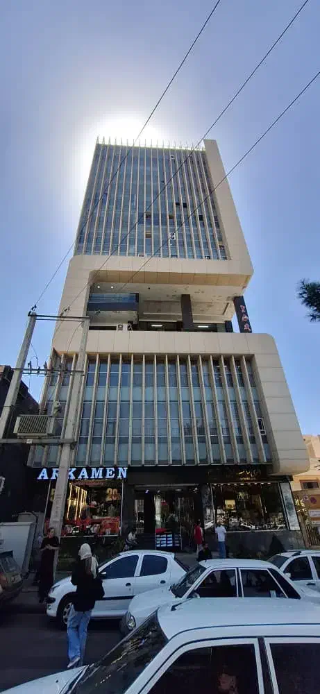 واحد ۱۳۰ متری فلت اداری در مرکز منطقه یک|فروش دفتر کار، اتاق اداری، مطب|کرج, عظیمیه|دیوار