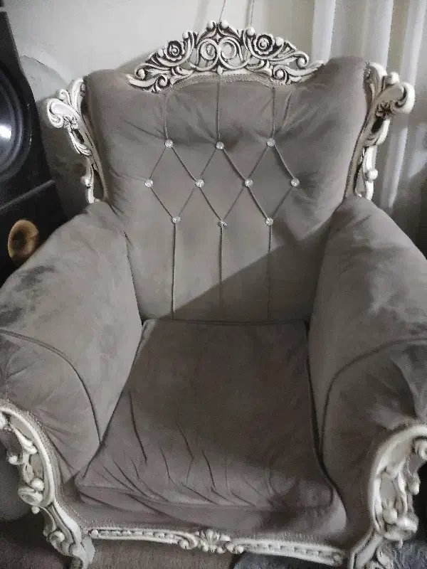 مبل ۷ نفره کلاسیک|مبلمان خانگی و میز عسلی|تهران, زهتابی|دیوار