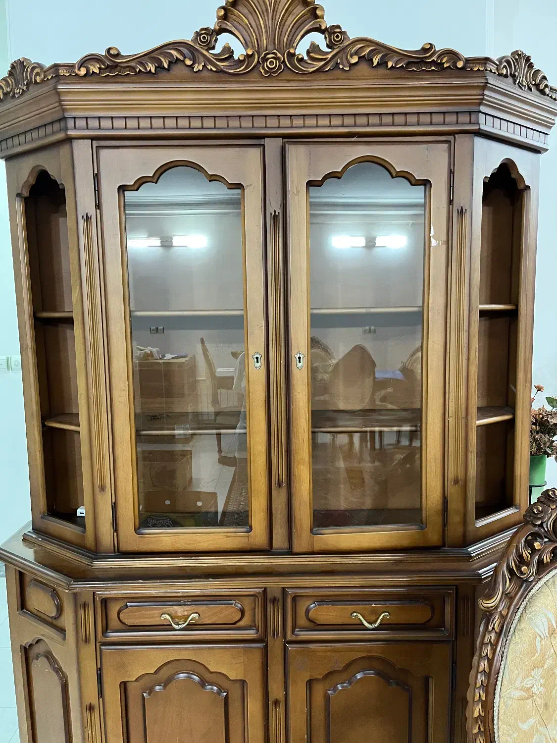 ست میز نهار خوری و مبل و بوفه به همراه قفسه کتاب|میز و صندلی غذاخوری|آمل, |دیوار