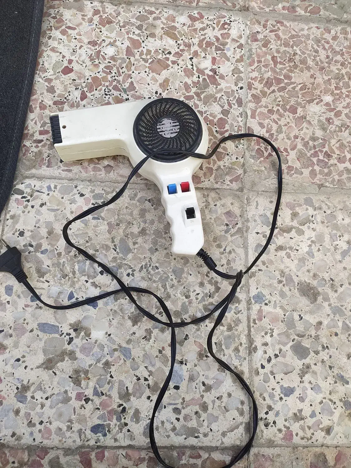 سشوار|سایر لوازم برقی|نیشابور, سرآب کوشک|دیوار