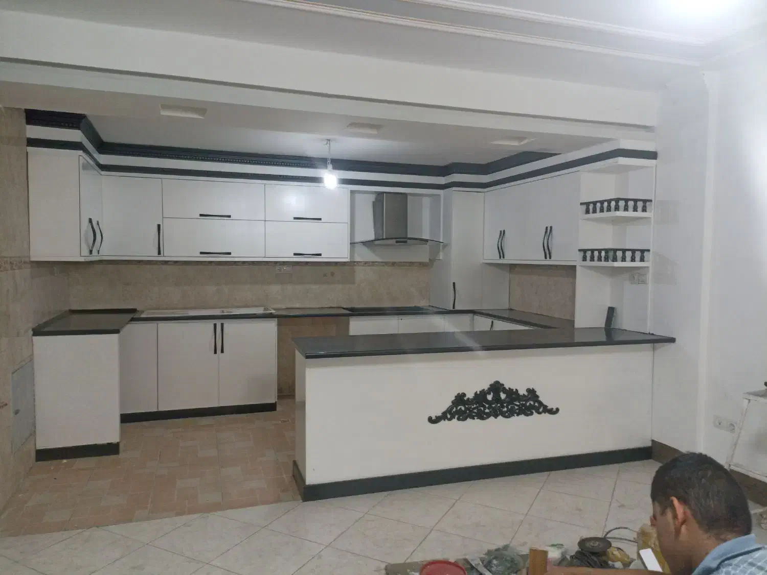 نقاشی چوب ساختمان تعمیرات داخلی|خدمات پیشه و مهارت|شیراز, ده پیاله|دیوار