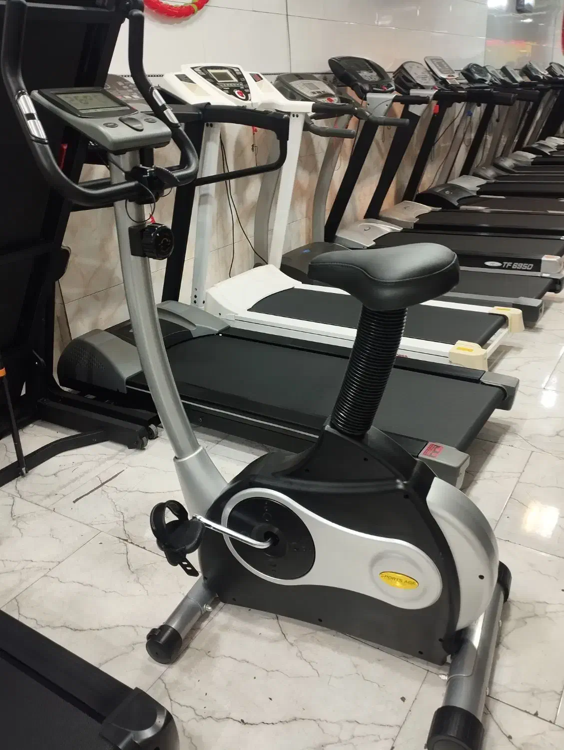 ورزشی تردمیل دوچرخه ثابت ( تردمیل لند)|تجهیزات ورزشی|تبریز, |دیوار