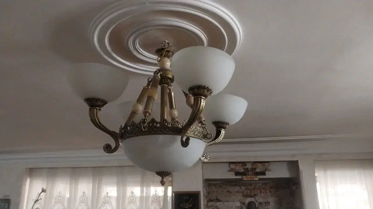 لوستر|لوستر و چراغ آویز|تهران, قصر فیروزه ۱|دیوار