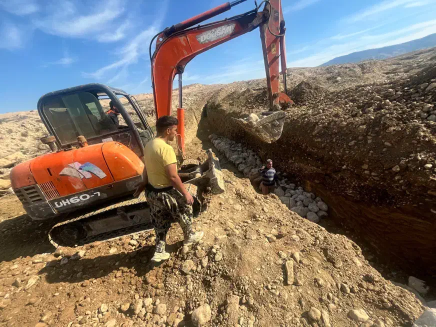 مینی بیل زنجیری دوسان ۲۰۱۳|خودرو سنگین|شاهرود, |دیوار