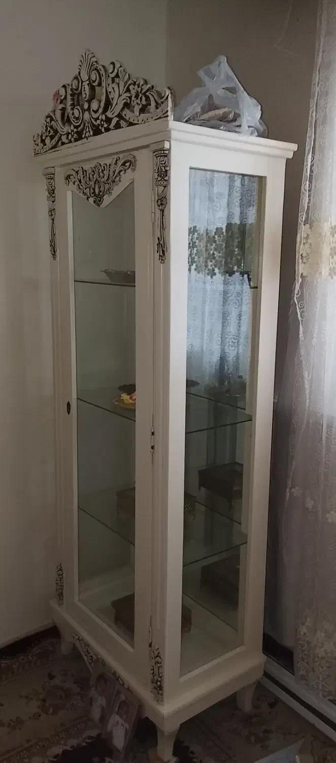 فروش یک عدد بوفه|بوفه، ویترین، کنسول|گرمی, |دیوار