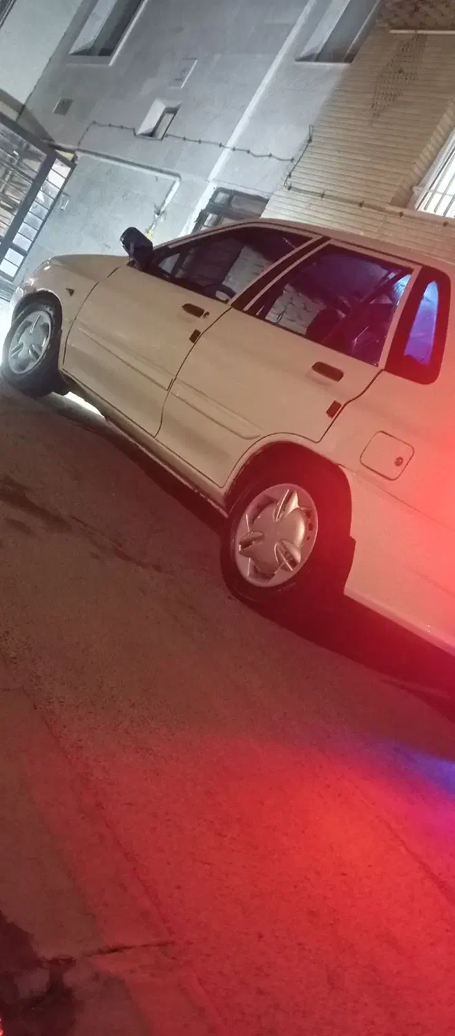 پراید ۱۳۲ سفید|خودرو سواری و وانت|ملایر, |دیوار