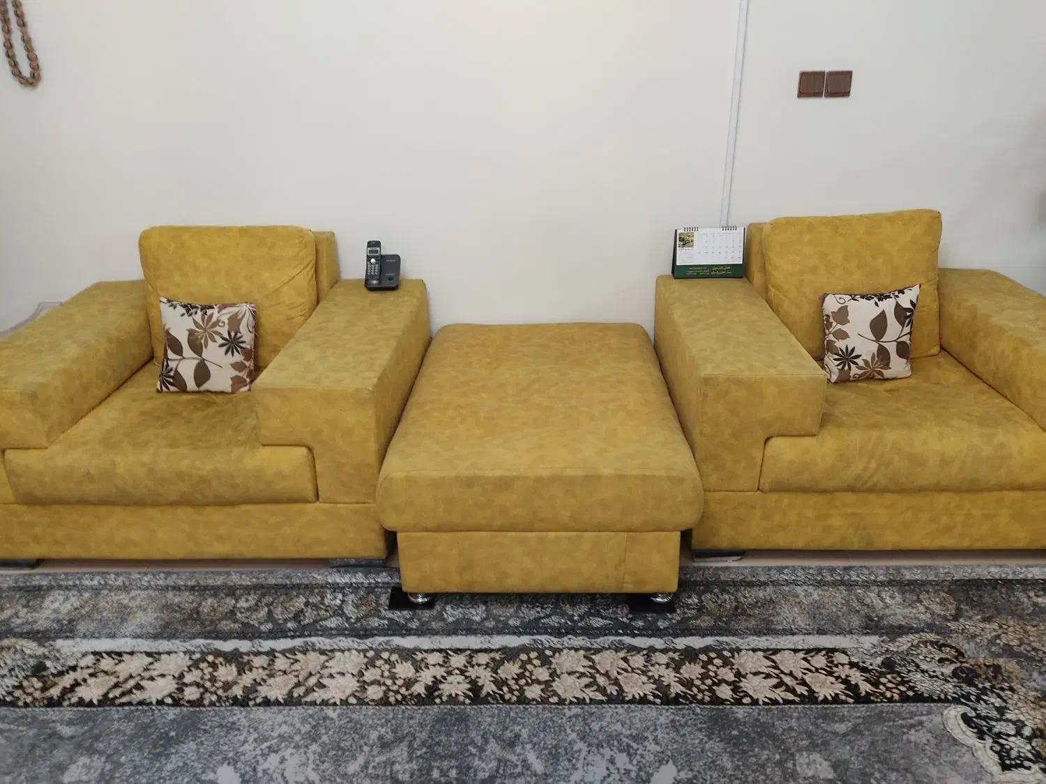 یه دست مبل هفت نفره بسیار تمیز|مبلمان خانگی و میز عسلی|شیراز, خلدبرین|دیوار
