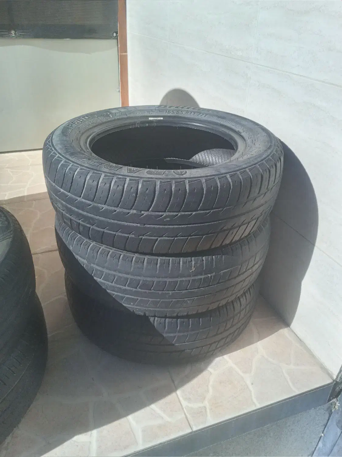 فروش لاستیک پژو و پراید|قطعات یدکی و لوازم جانبی|قروه, |دیوار