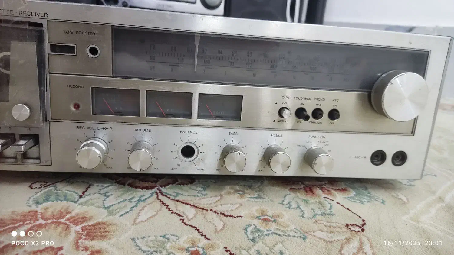 استریو قدیمی بدونه باند|سیستم صوتی خانگی|بروجرد, |دیوار