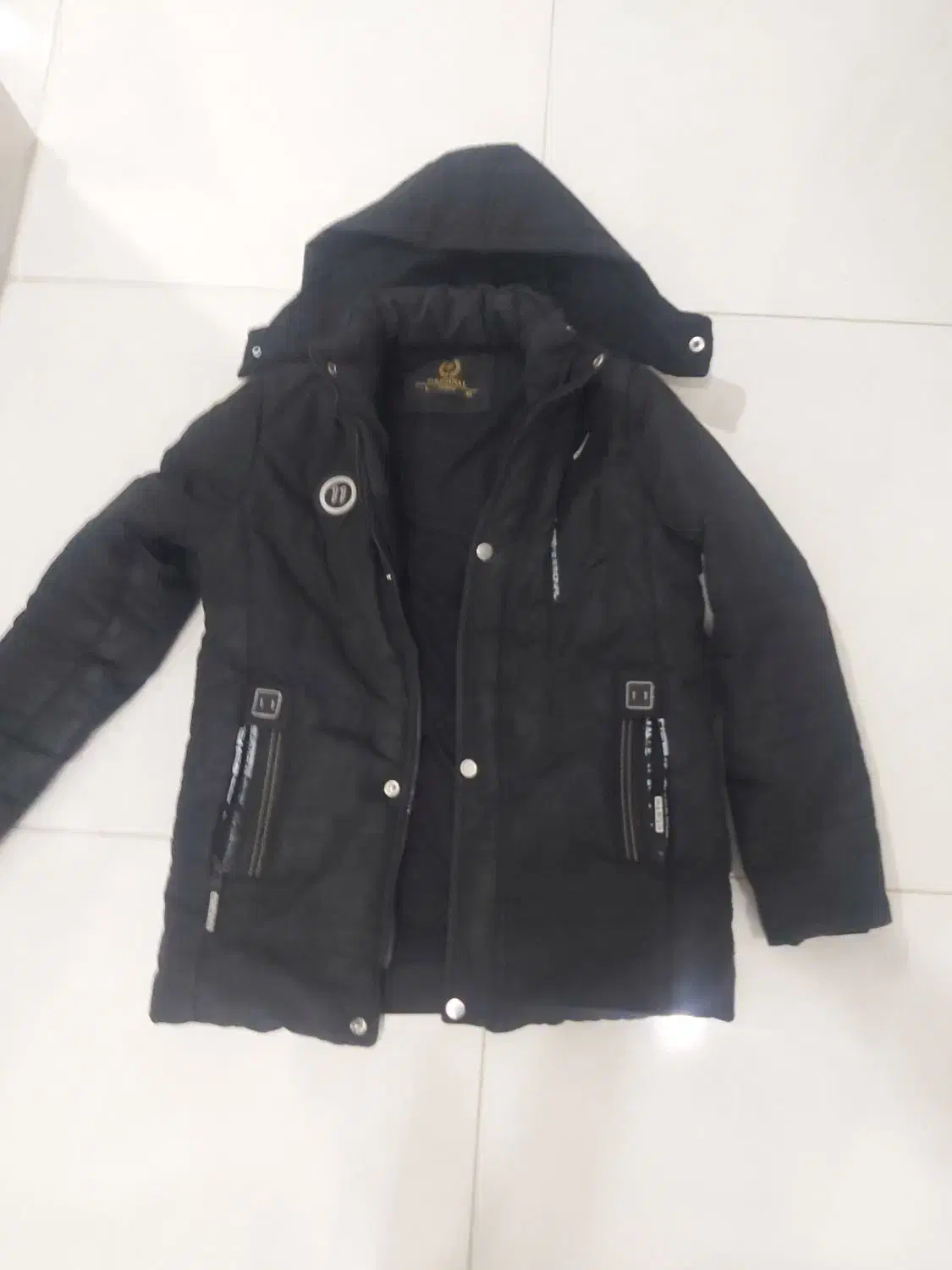 کاپشن|کفش و لباس بچه|فارسان, |دیوار