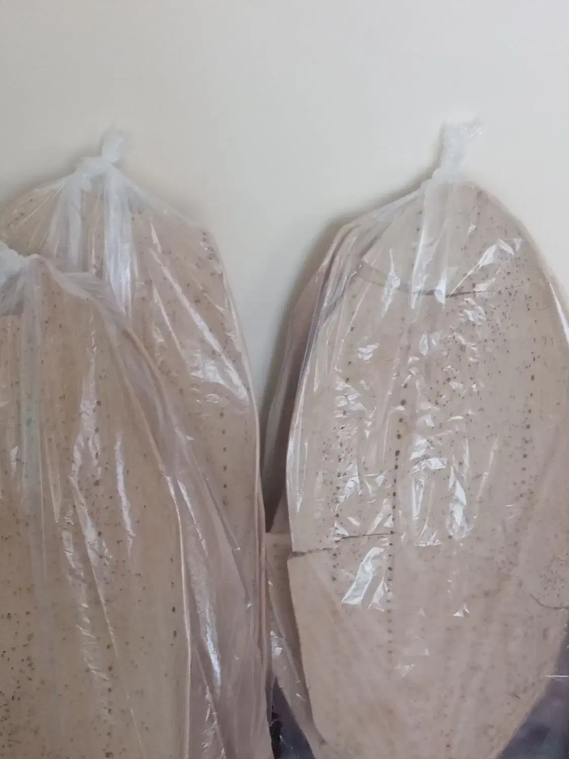 نان خشکه بومی|خوردنی و آشامیدنی|حبیب آباد, |دیوار