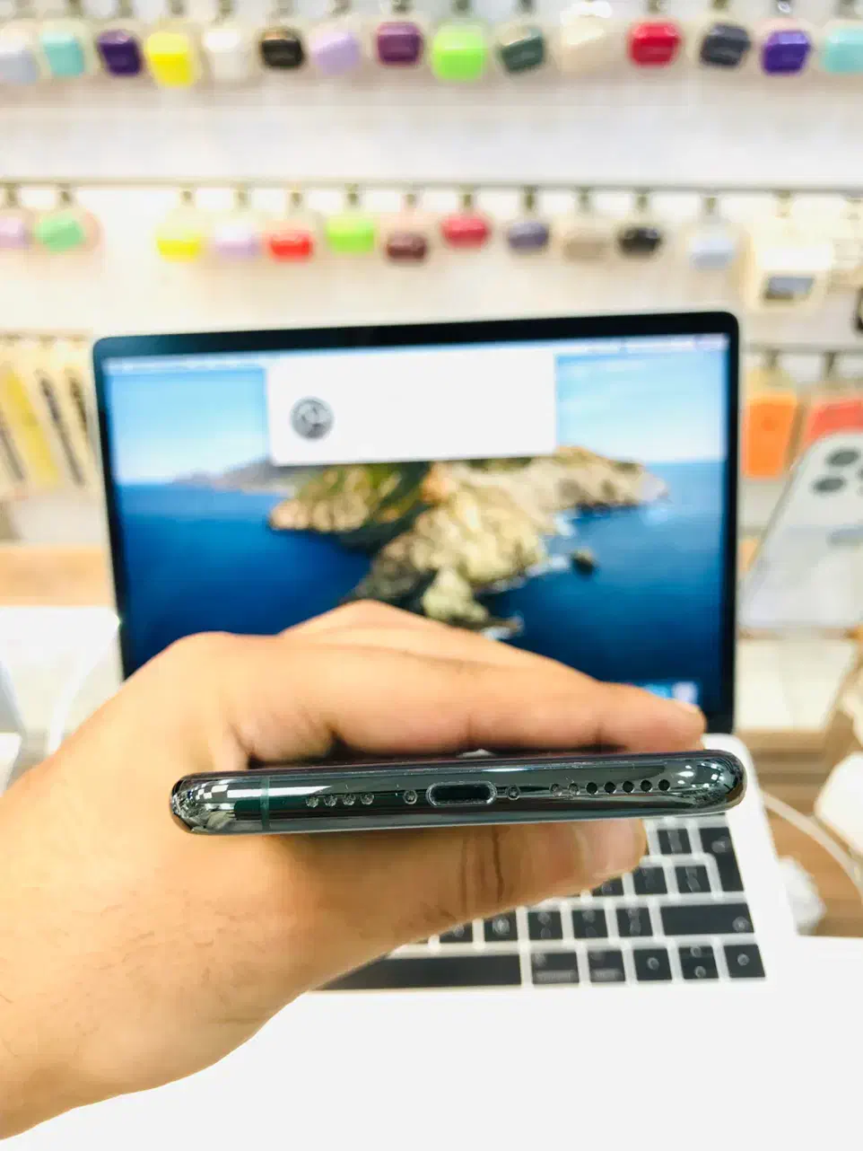 iPhone 11Pro Max ZA/A دو سیمکارت تمیز|موبایل|رشت, لاکانی|دیوار