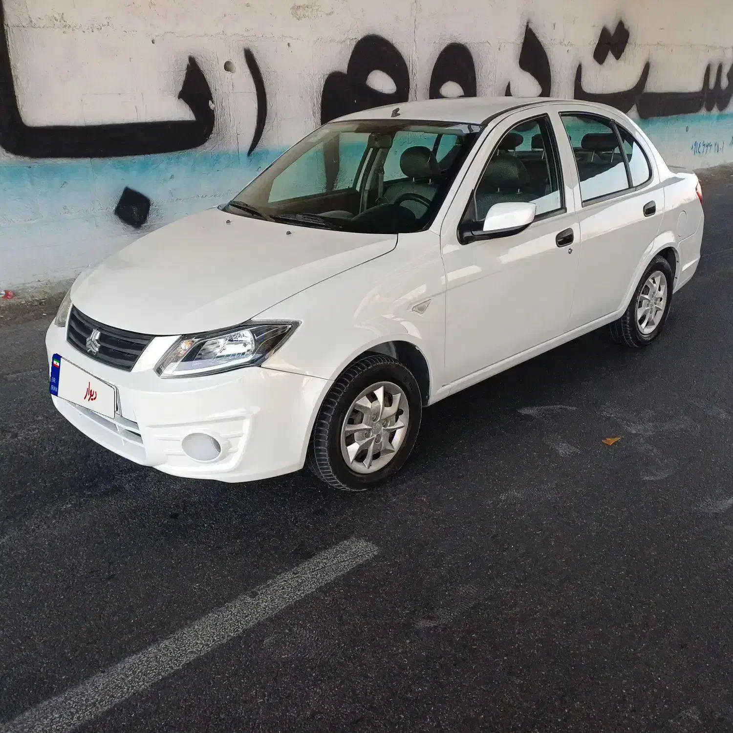 ساینا مدل ۹۹شاسی پلمپ کم کار ودرجه یک|خودرو سواری و وانت|تبریز, |دیوار